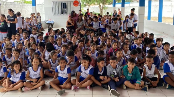 Equipe da UBS Urbis leva conscientização sobre saúde bucal e alimentação saudável para estudantes de Teixeira de Freitas