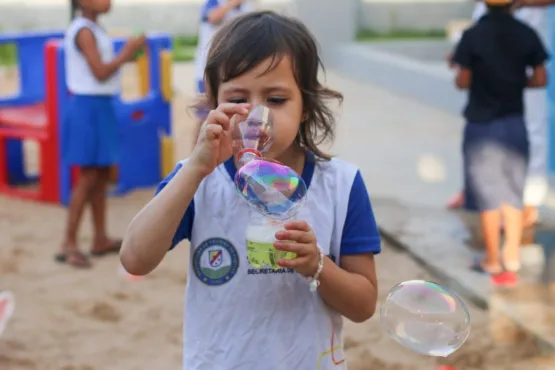 Semana Mundial do Brincar estimula instituições de ensino teixeirenses na integração entre brincadeiras e a natureza