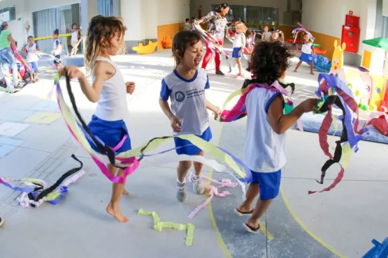 Semana Mundial do Brincar estimula instituições de ensino teixeirenses na integração entre brincadeiras e a natureza