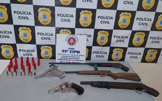 Suspeito é baleado durante operação conjunta do PETO e Polícia Civil; 05 armas foram aprendidas