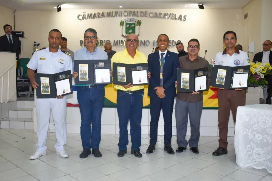 Caravelas Recebe Honraria dos Correios com Selos Especiais de Faróis Brasileiros