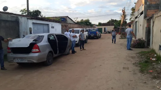 Polícia Civil e CATI-SUL localiza veículo roubado do loteiro  da Cidade de Medeiros Neto que está desaparecido e prende em flagrante receptador
