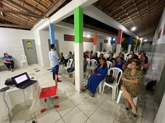 Prefeitura de Medeiros Neto realiza palestra de conscientização sobre o Combate ao Abuso e Exploração Infantojuvenil 