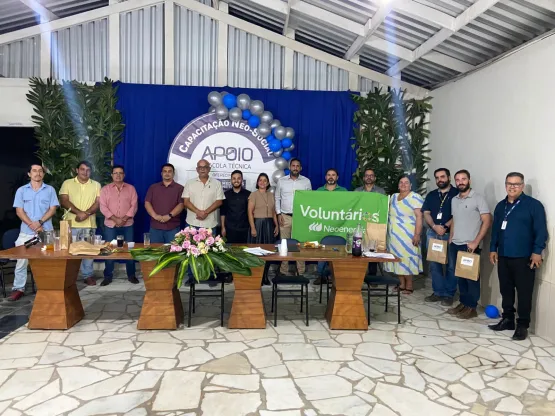 Prefeitura de Medeiros Neto, em parceria com a Planova, realiza certificação de concluintes de capacitação neo-social