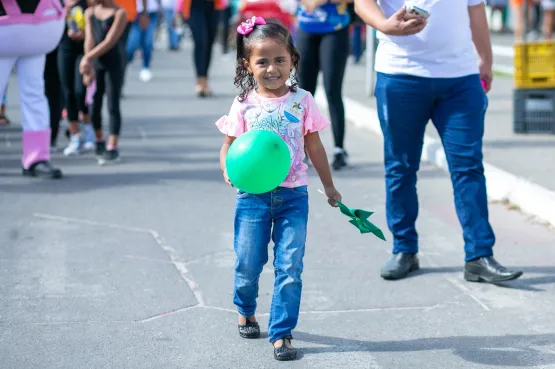 Prefeitura de Teixeira de Freitas realiza caminhada de conscientização contra o Trabalho Infantil 