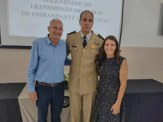 Prefeito Beto Pinto prestigia solenidade de troca de comando da 44ª CIPM/Medeiros Neto
