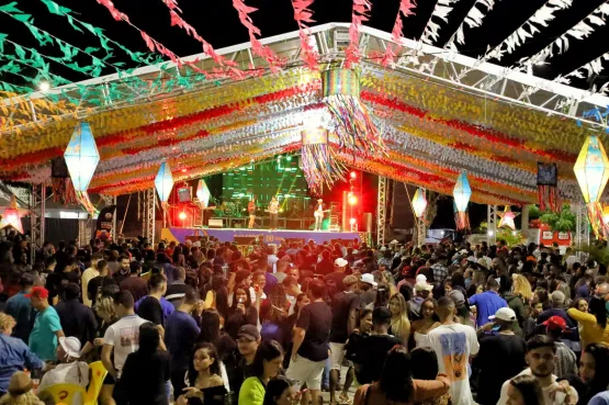 Segundo dia no 26º Forró do Peroá é marcado por diversão, entretenimento e turismo regional