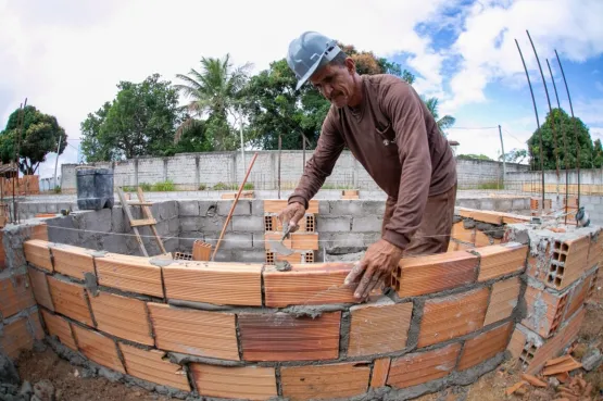 Prefeitura de Teixeira de Freitas avança com construção da nova UMMI