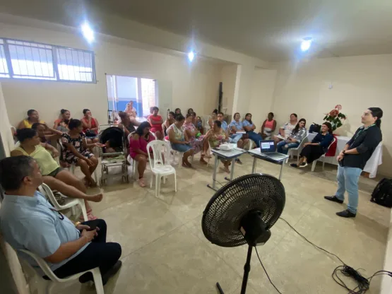 Medeiros Neto: Prefeitura mobiliza a sociedade na elaboração de propostas do 5º eixo da Pré-Conferência Municipal de Assistência Social