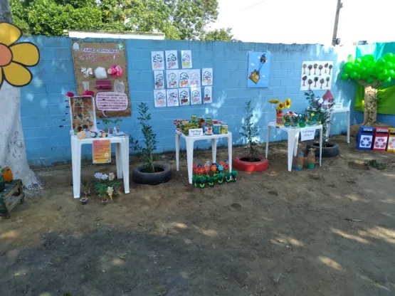 Escola Girassol/APAE de Medeiros Neto realiza apresentações do projeto Educação Ambiental