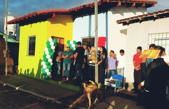 Prefeito Manrick Teixeira entrega duas casas do programa Minha Casa Melhor no distrito de Cruzeiro do Sul