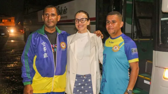 Prefeitura de Teixeira de Freitas apoia ida de atletas para campeonato estadual de karatê