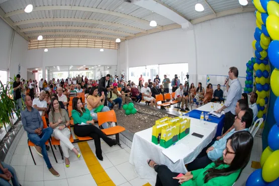 Prefeito Dr. Marcelo Belitardo participa da entrega de aparelhos auditivos para pacientes do CER IV 