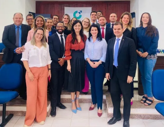 Prefeita Luciana Machado participa no Fórum de Nova Viçosa  do projeto Corregedoria em Ação 