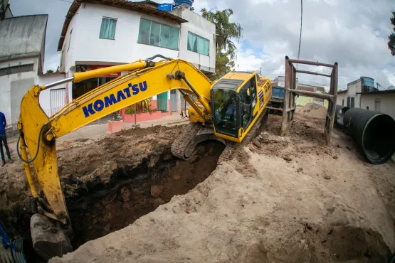 Prefeitura de Teixeira de Freitas avança com melhorias no entorno do Shopping Teixeira Mall