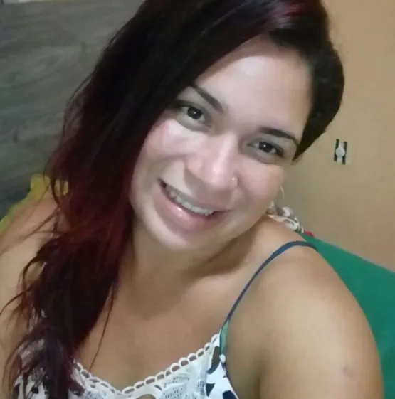 Mãe de 04 filhos é presa com submetralhadora na divisa da Bahia