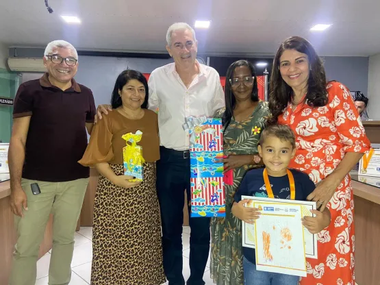 Faça Bonito: ganhadores do concurso artístico e literário são premiados na Câmara de Medeiros Neto