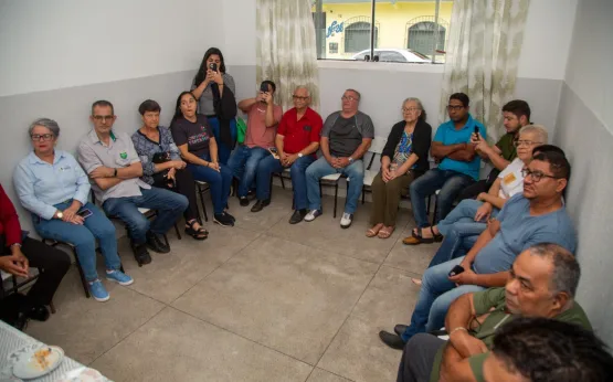 Prefeitura realiza a entrega de cestas básicas a ONGs e associações em Teixeira de Freitas