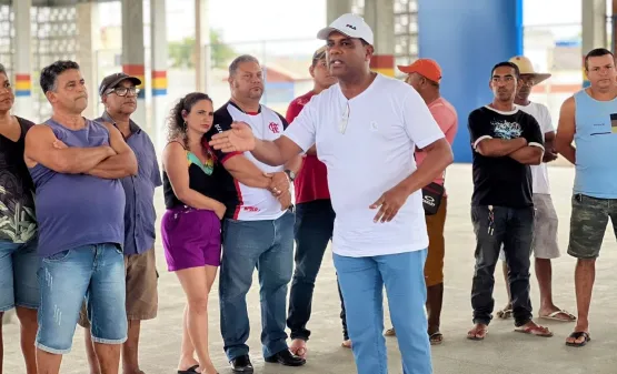 Reunião com feirantes marca os últimos ajustes antes da grande inauguração do Mercado Municipal de Itabatã