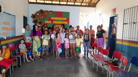 Secretaria da Educação realiza workshop para aproximação familiar nas escolas municipais, em Mucuri