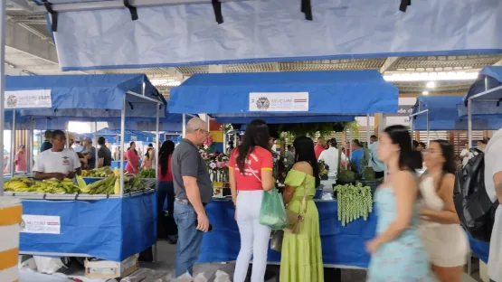 Prefeito de Mucuri, Robertinho (UB), inaugura o novo mercado municipal