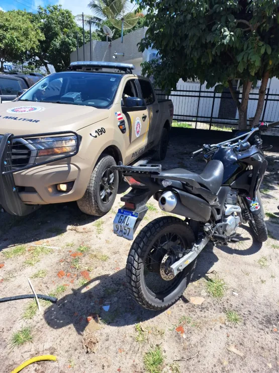  Suspeito é preso com motocicleta adulterada em operação da PRE na rodovia que liga Prado a Itamaraju