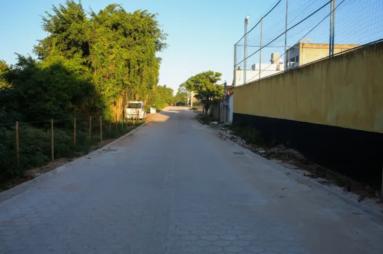 Entrega da pavimentação do bairro Jardim Caraípe ocorreu nesta sexta (15)