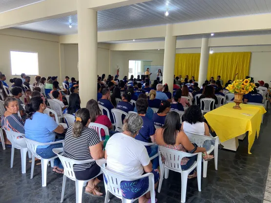 Prefeitura de Medeiros Neto realiza palestra em referente ao Setembro Amarelo