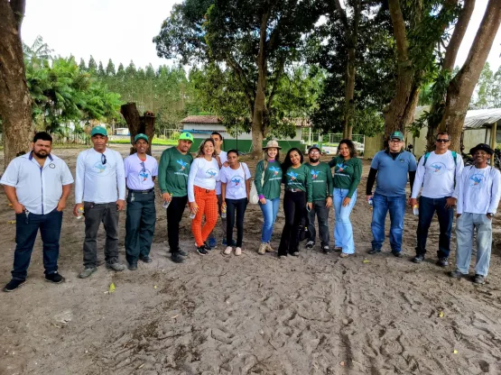 Prefeitura promove visita guiada em viveiro de Teixeira de Freitas