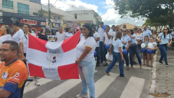 Prefeitura de Teixeira de Freitas realiza caminhada na IV Semana da Pessoa com Deficiência