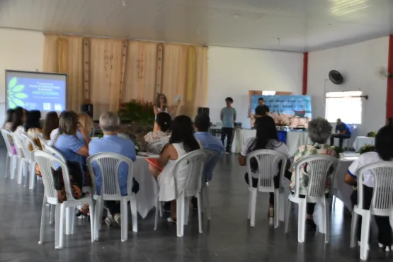 7º Encontro do Arranjo do Desenvolvimento da Educação Abrolhos promove discussões sobre o futuro da educação em Nova Viçosa