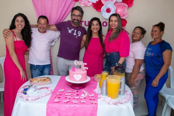 Teixeira de Freitas - Outubro Rosa: Secretaria de Habitação promove ação de conscientização sobre o câncer de mama