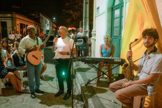 Projeto Cultural Dona Flora realiza festival da música instrumental em Alcobaça