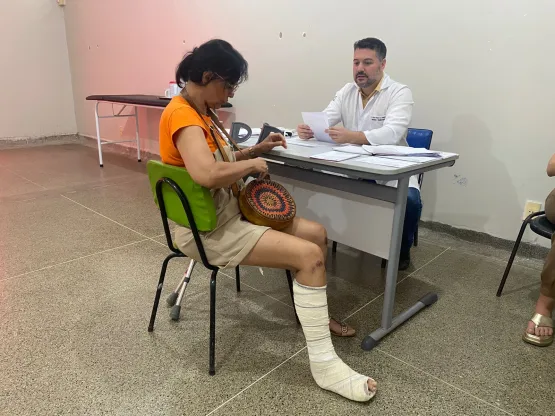 Prefeitura de Medeiros Neto realiza mais de 1.200 atendimentos com ortopedista no Hospital Municipal
