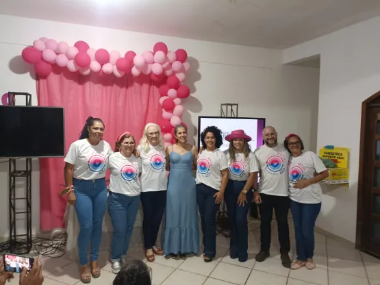Teixeira de Freitas - Papo Rosa: evento em posto de saúde emociona e conscientiza sobre o combate ao câncer de mama
