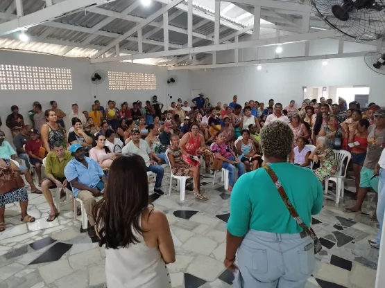Prefeitura de Medeiros Neto finaliza entrega de ativos para mais de 300 famílias