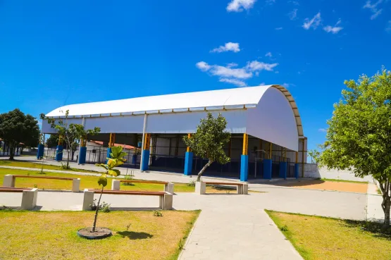 Prefeito Dr. Marcelo Belitardo inaugura Quadra Poliesportiva na Escola Municipal Solidariedade