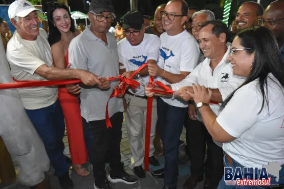 Prefeito Silvio Ramalho inaugura Espaço Baleia Jubarte em Caravelas