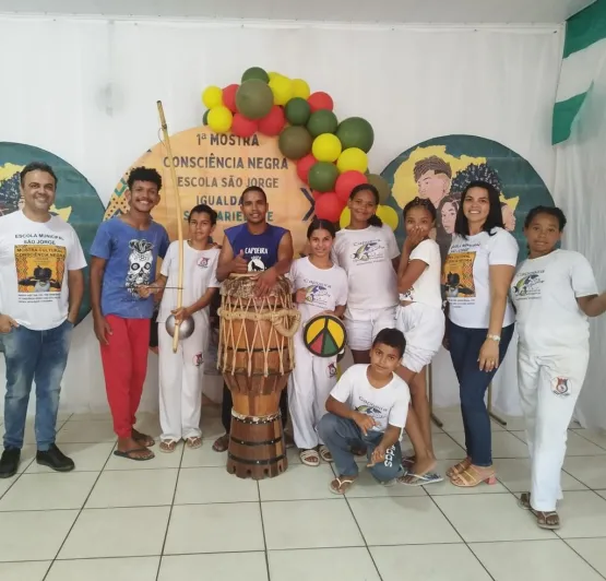 Escolas municipais de Medeiros Neto celebram a consciência negra com projetos educativos