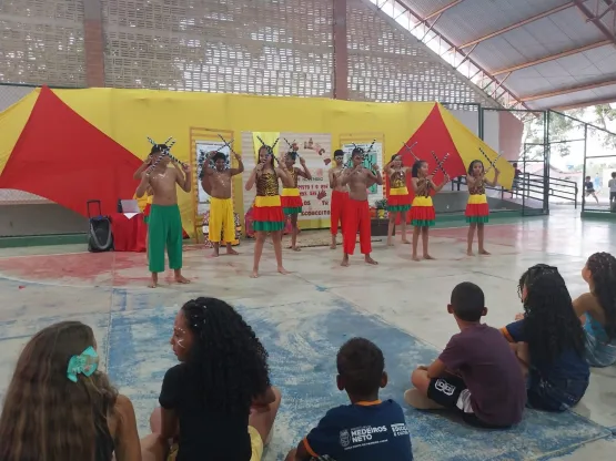 Escolas municipais de Medeiros Neto celebram a consciência negra com projetos educativos