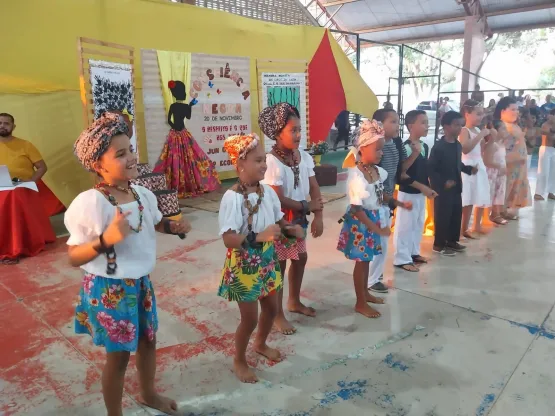 Escolas municipais de Medeiros Neto celebram a consciência negra com projetos educativos