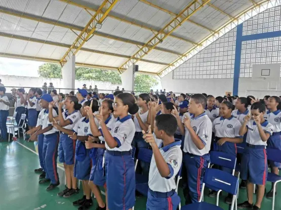 43ª CIPM realiza a formatura de alunos do PROERD das escolas municipais 