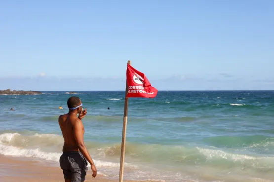 Com proximidade do verão, Corpo de Bombeiros amplia ações de prevenção nas praias baianas