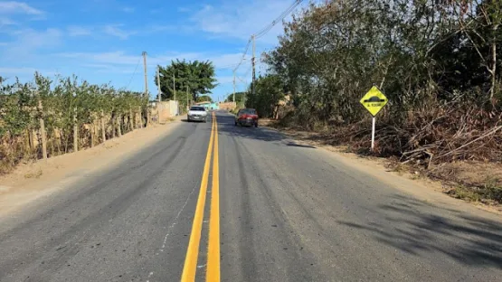 População celebra os 100 km de asfalto na rodovia BA-284 entre Itamaraju e Jucuruçu