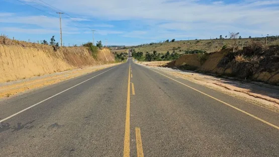 População celebra os 100 km de asfalto na rodovia BA-284 entre Itamaraju e Jucuruçu