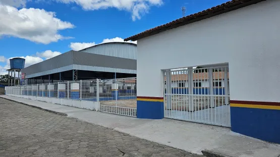 Mucuri: Prestes à inauguração da nova Escola Municipal com Quadra Coberta em Cruzelândia
