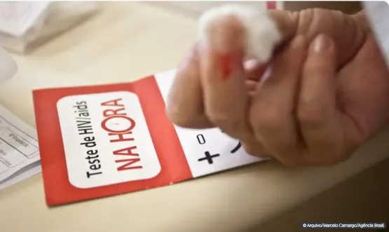 Ministério da Saúde distribui novo medicamento para pacientes com HIV