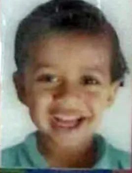 Menino de 4 anos morre após se afogar em piscina de clube em Porto Seguro