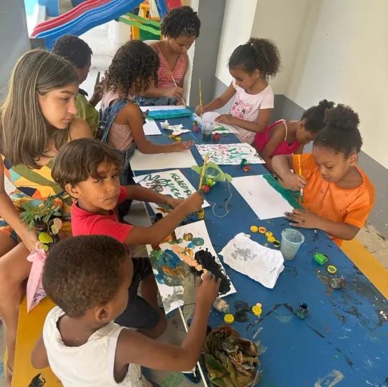 Dia da Educação Ambiental: Prefeitura celebra doação de 210 mudas nativas aos teixeirenses