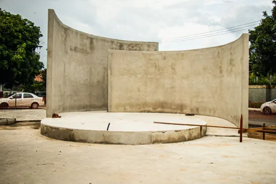 Construção da Praça Joana Angélica traz novo espaço de lazer e cultura para Teixeira de Freitas